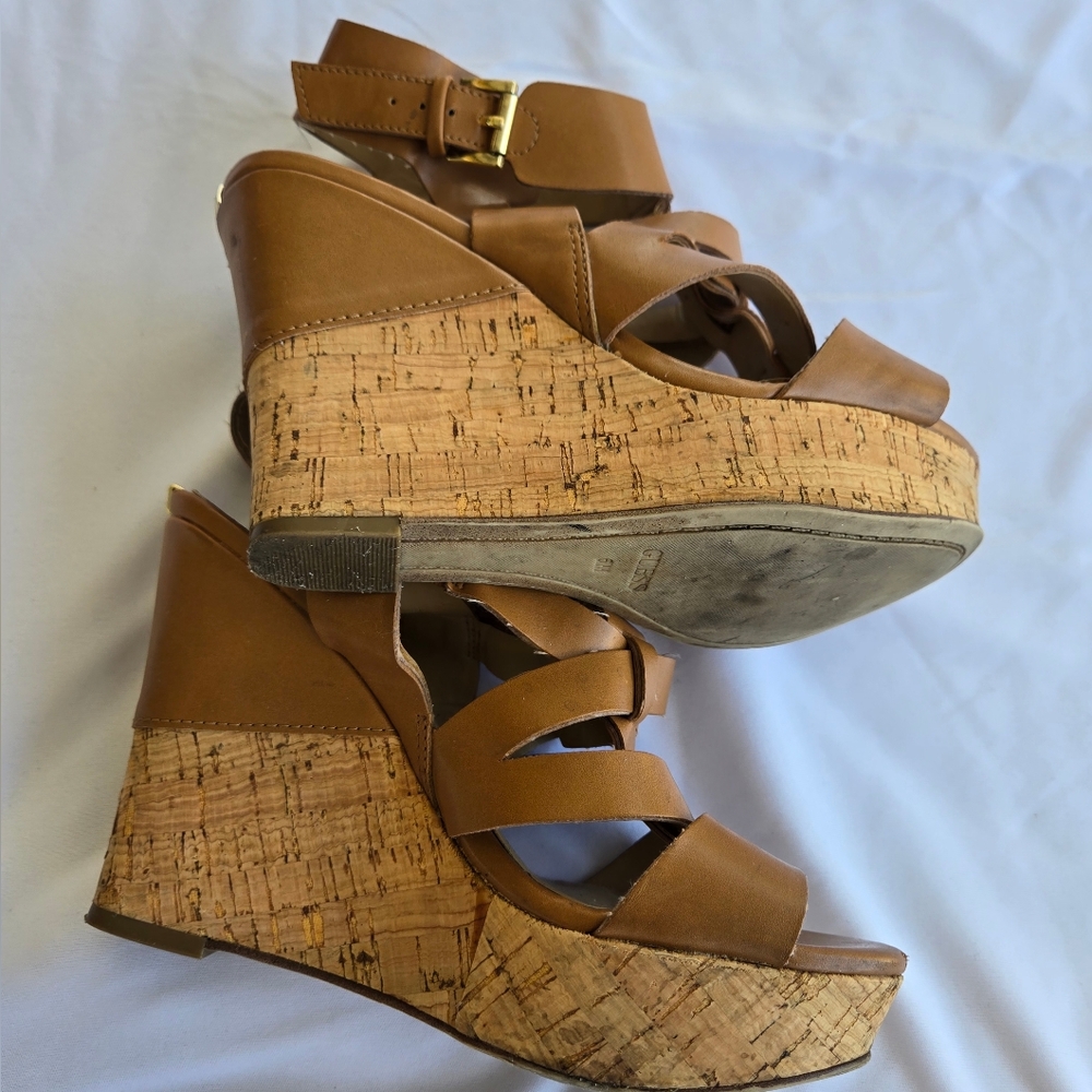 GUESS WEDGE SANDALS